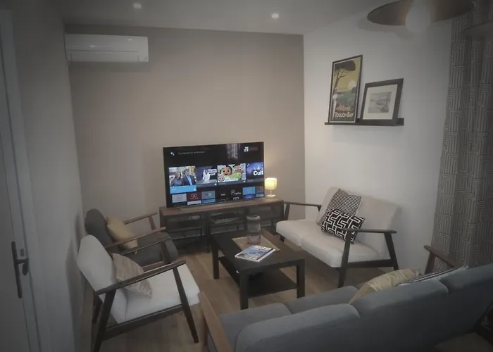 Les Lofts De Saint Clair Un Balcon A Toulon Loft 4Ch, Clim, 5 Smart Tv, 2 Salles D\'Eau, 2Wc, 8 Pax Max