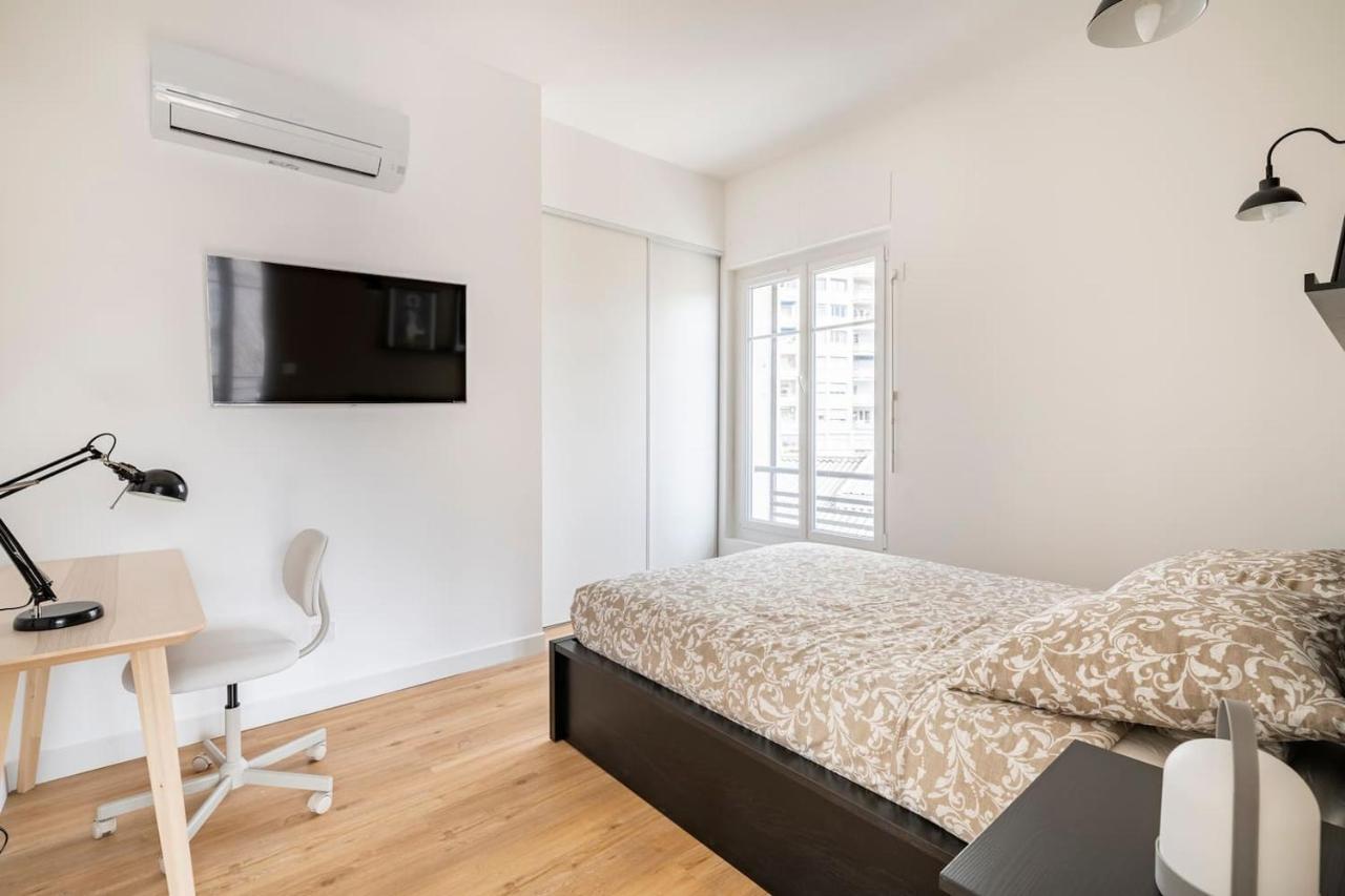 Les Lofts De Saint Clair Un Balcon A Toulon Loft 4Ch, Clim, 5 Smart Tv, 2 Salles D'Eau, 2Wc, 8 Pax Max Tolone