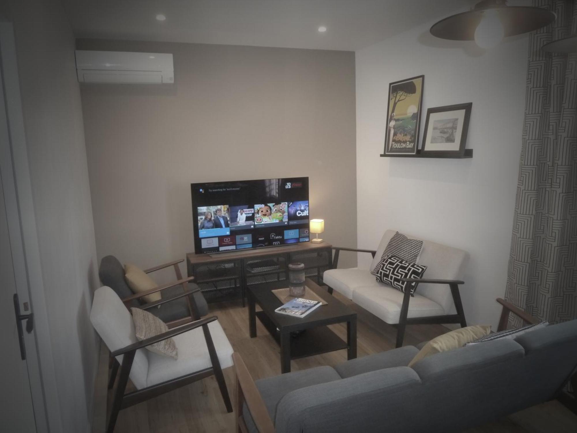 Appartamento Les Lofts De Saint Clair Un Balcon A Toulon Loft 4Ch, Clim, 5 Smart Tv, 2 Salles D'Eau, 2Wc, 8 Pax Max Tolone